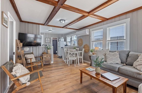 Hampton Cabin | The Seahorse - The Heart of Hampton Beach!