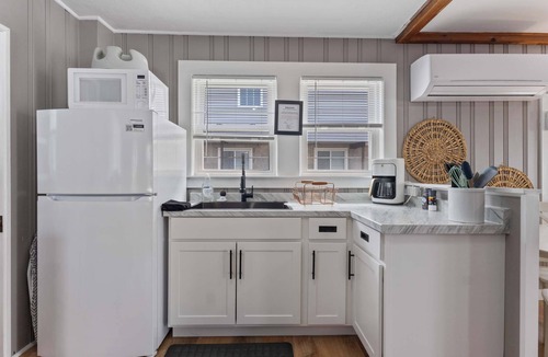 Hampton Cabin | The Seahorse - The Heart of Hampton Beach!