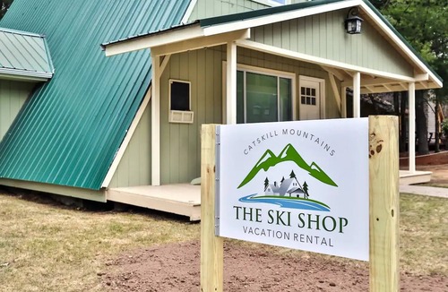 Rock Hill House | The Ski Shop