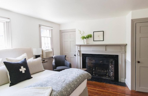 Westport Bed & Breakfast | The Squire Tarbox Inn