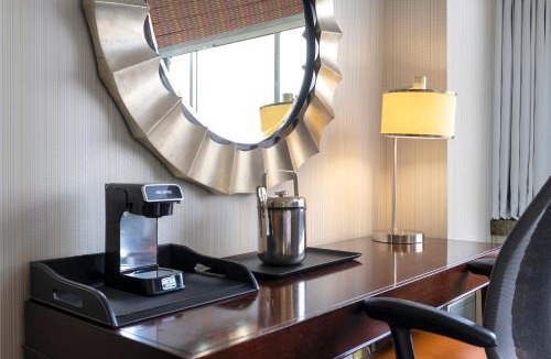 Downtown Hotel | The Stamford Hotel