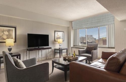 Downtown Hotel | The Stamford Hotel