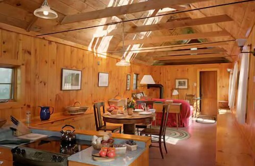 Brattleboro House | The Sugarhouse in Dummerston, Vermont
