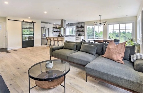 Greensboro Bend House | The Sunset Mountain House, in Greensboro Bend