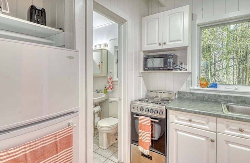 Ocean Bay Park Apartment | The Surfcomber Multi-Residence Home