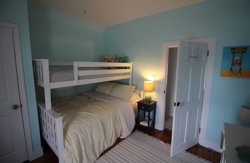 Devon House | The Tide Inn - Milford Home by the Beach