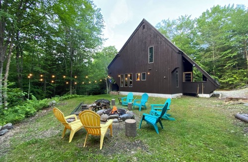 Plymouth Cabin | ~The TymeOff~ 15 min to Killington/Okemo, cozy/private cabin in the woods