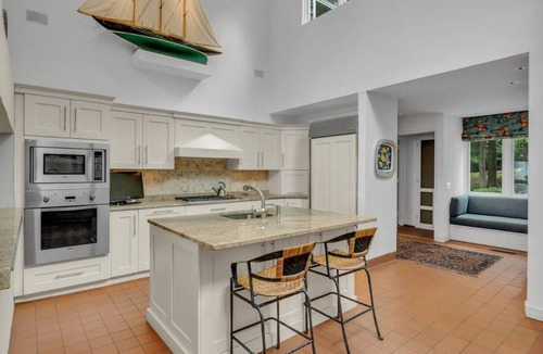 Guilford House | The ultimate in privacy. Lovely 4-bedroom estate with AC in peaceful Guilford