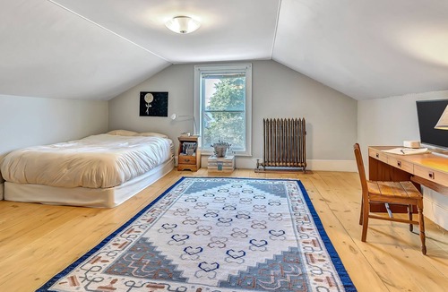 West End Apartment | The Walker House. One of a kind stay in Portland's West End, Walker's Paradise!