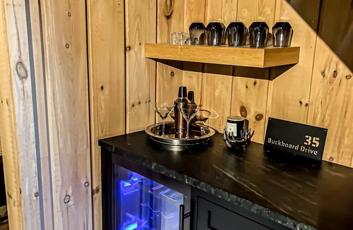West Dover House | The White Birch Cozy Luxe Cabin 7 min to Mount Snow