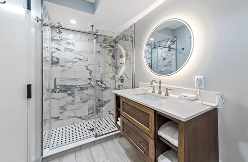 Fredonia Hotel | The White Inn