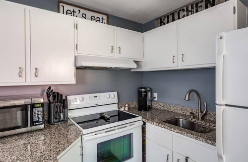 Weirs Beach House | THIS SUMMER AND FALL RENT 4 CONSECUTIVE WEEKS GET DISCOUNT