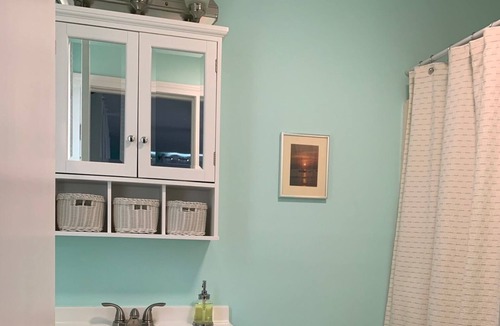 Oak Bluffs House | Three Bedroom Family Getaway in Oak Bluffs