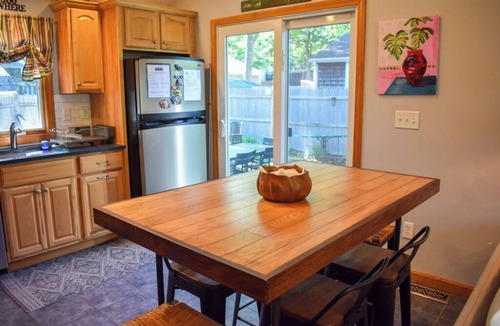 Dennis House | Three bedroom home sleeping 5 with central air!