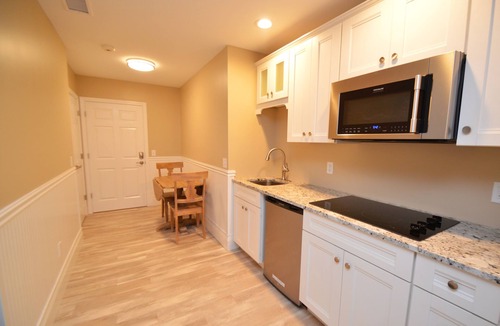 Geneva Bed & Breakfast | Three Bedroom South Condo at our Lakefront Paradise. Pool, Hot Tub, Kayaks and more. (Sleeps 6 Adults)