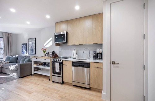 Williamsburg Apartment | Three Bedroom Suite in Condo-Hotel