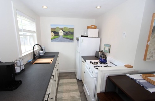East Sandwich Cottage | Tidal View 2 - Bright & airy cottage across the street from the beach