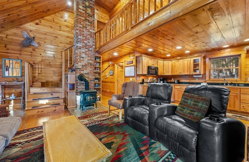 Rangeley House | Timber Lodge 4 Bedroom/2 Bath home - great for snowmobiling and short drive to Saddleback Mountain!