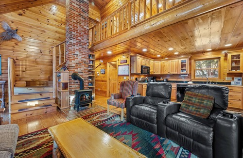 Rangeley House | Timber Lodge 4 Bedroom/2 Bath home - great for snowmobiling and short drive to Saddleback Mountain!