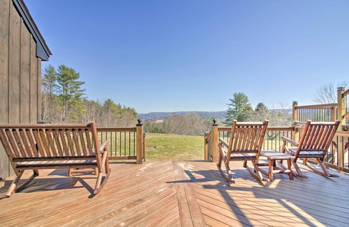 Putney House | Timeless Red Sox Retreat w/Scenic Mountain Views!