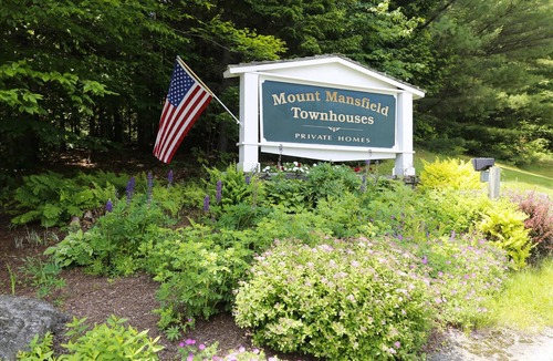 Stowe Area Condo | Tollhouse 10C: 3 br, ski-in/ski-out, woodstove, free ski shuttle, a/c, summer pool!