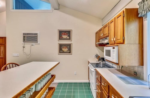 Stowe Area House | Tollhouse 16A - Spacious townhouse with everything you need for year-round outdoor adventure!