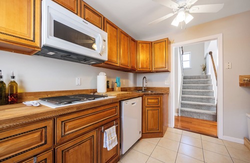 West Belmar Apartment | Top Rated !Belmar Tranquility 3 BR Apartment with Jacuzzi tub , Balcony&Terrace