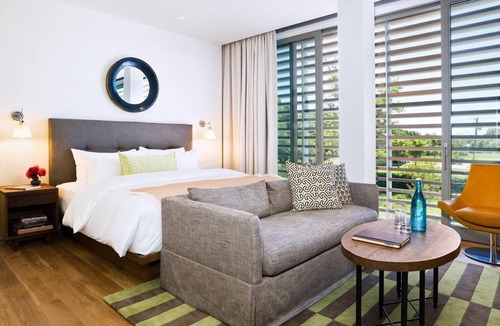 Bridgehampton Hotel | Topping Rose House
