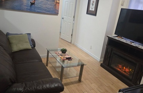 Downtown Ottawa Apartment | Totally Private 1-bedroom Apt Downtown Ottawa 284D
