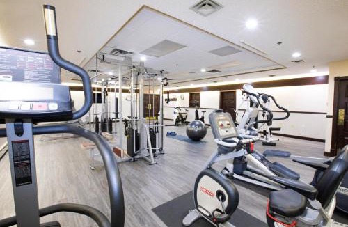 Quesnel Hotel | Tower Inn & Suites