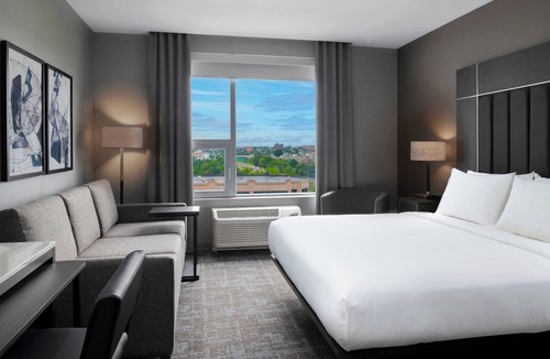 Medford Hotel | TownePlace Suites by Marriott Boston Medford