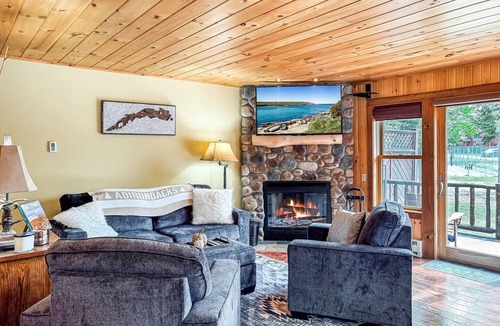 Inlet House | Townhome E1 - 4th Lake Inlet, NY