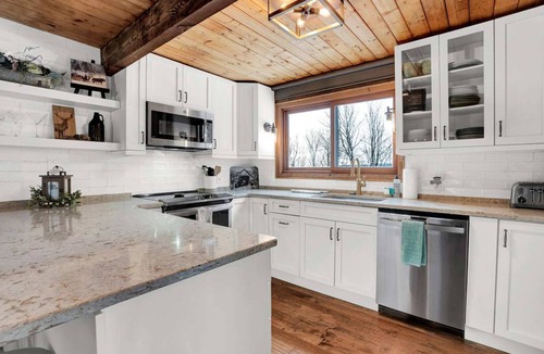 West Hartford Condo | Townhouse, Mountain Views & Ski Access, Kingswood