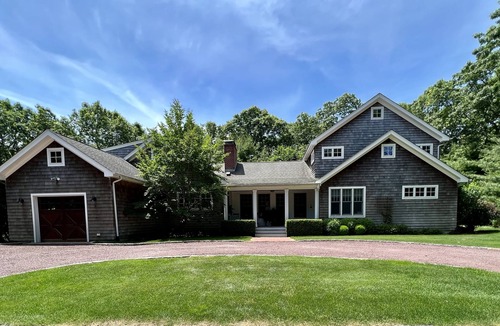 Springs House | traditional