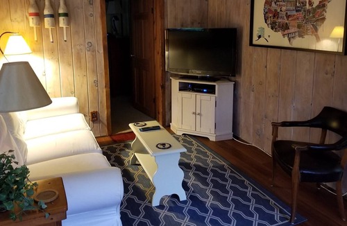 Charlestown House | Traditions Begin Here! (and FREE beach parking)