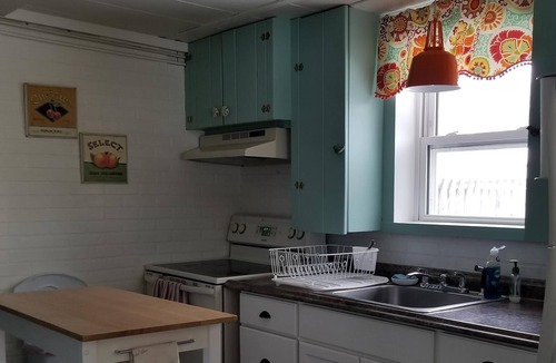 Charlestown House | Traditions Begin Here! (and FREE beach parking)