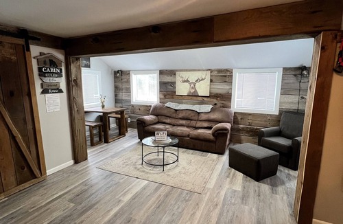 Rock Hill Cabin | Trails Head Cabin