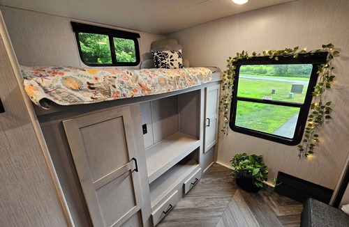 Littleton House | Trailside Camper Retreat - Dog Friendly