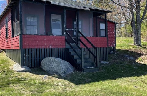 North Sebago House | TRAINOR CAMP LIMIT 4 cabin