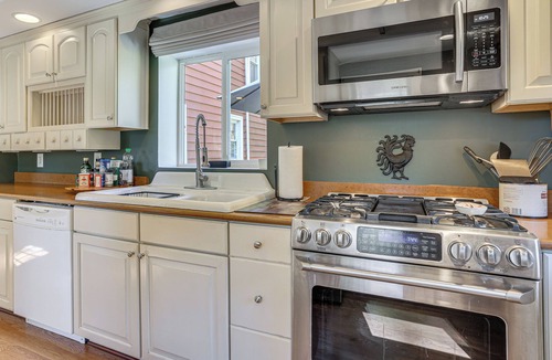 Parksville House | Tranquil Catskills Home w/Creek & Fire Pits