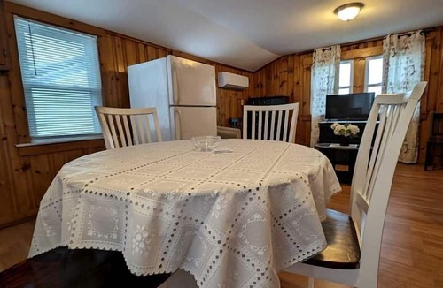 North Truro Cottage | Tranquil Oceanfront Cottage with Scenic Views in North Truro, Massachusetts