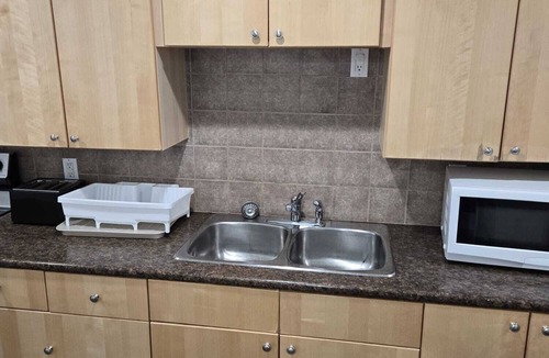 Chapel Hill South Apartment | Tranquill stay nYour cozy & calm Stay in Orleans Ottawa ON