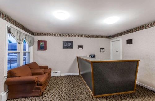 Great Barrington Hotel | Travelodge by Wyndham Great Barrington Berkshires