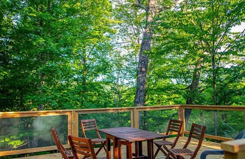 Saint-Faustin-Lac-Carre House | Treehouse ideal for pairing with a neighbour | Lodging #11