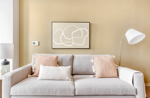 West End Apartment | Trendy North Station 1BR w/W/D & Gym, near TD Garden, by Blueground