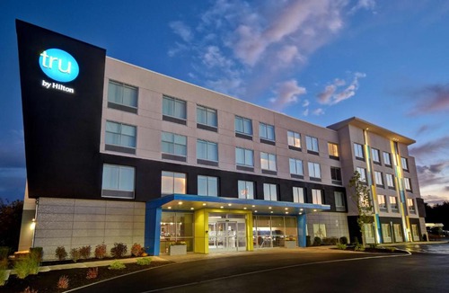 Concord Hotel | Tru By Hilton Concord, Nh