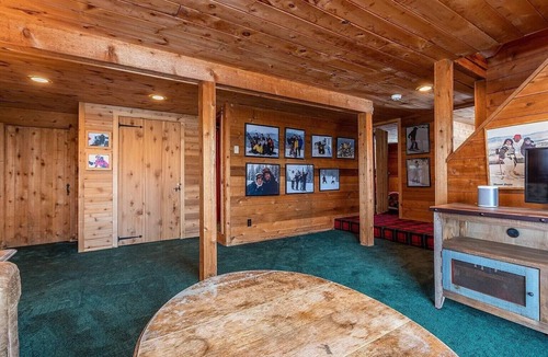 West Dover Cabin | True Vermont Log Cabin Home at Mount Snow