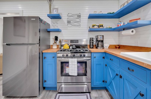 Hartwick House | Turkey Hill Retreat-House PLUS 2 Airstreams!