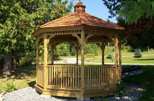 Charleston Cottage | TWIN Cottage - Cozy cottage with generous deck and beautiful lake view.