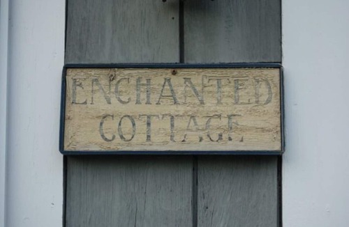 Kennebunkport House | Two Bedroom Historic Cottage @ Goose Rocks Beach - Sleeps 5, Great Location!